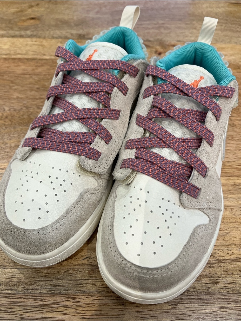Nike Air Jordan 1 Legend